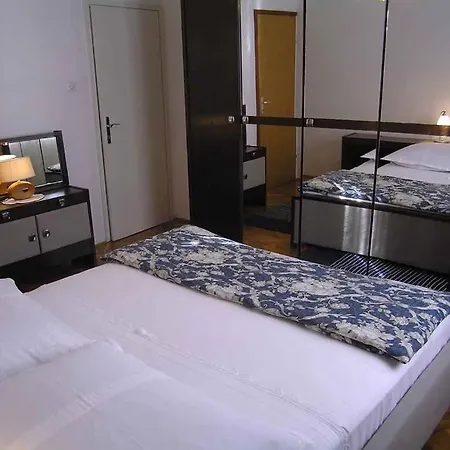 Apartments In Pag - Insel Pag 41704 Appartement